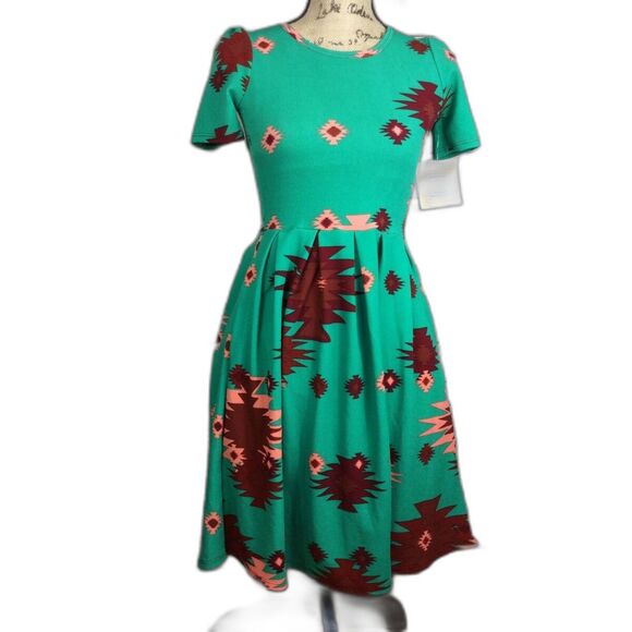 LuLaRoe Dresses & Skirts - NWT LuLaRoe Amelia Green and Red Aztec Pattern Dress with Pockets Sz S